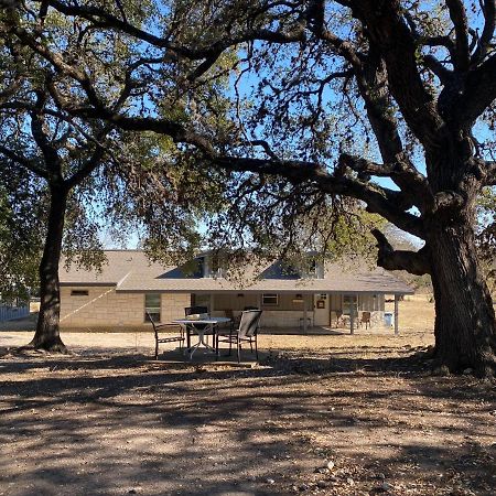 Texas Hill Country Ranch House - Great Views - Near Hidden Falls Park Smithwick Exterior photo