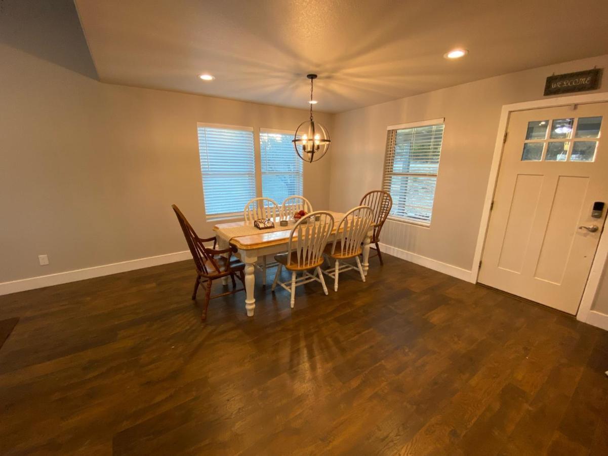 Texas Hill Country Ranch House - Great Views - Near Hidden Falls Park Smithwick Exterior photo